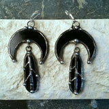 Lunar Mother feather set