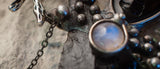 Pendant Game of Thrones. Only obsidian can kill the King of the Night. Natural Stone- rhinestone, rose quartz, moonstone, agate, obsidian.