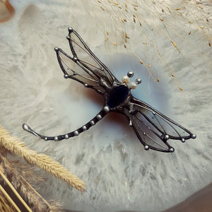 Cosmic dragonfly