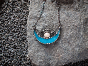 Moon prism - crescent - Double Horn Pendant - Metaphysical - half moon - Moonchild Boho Necklace - Luna