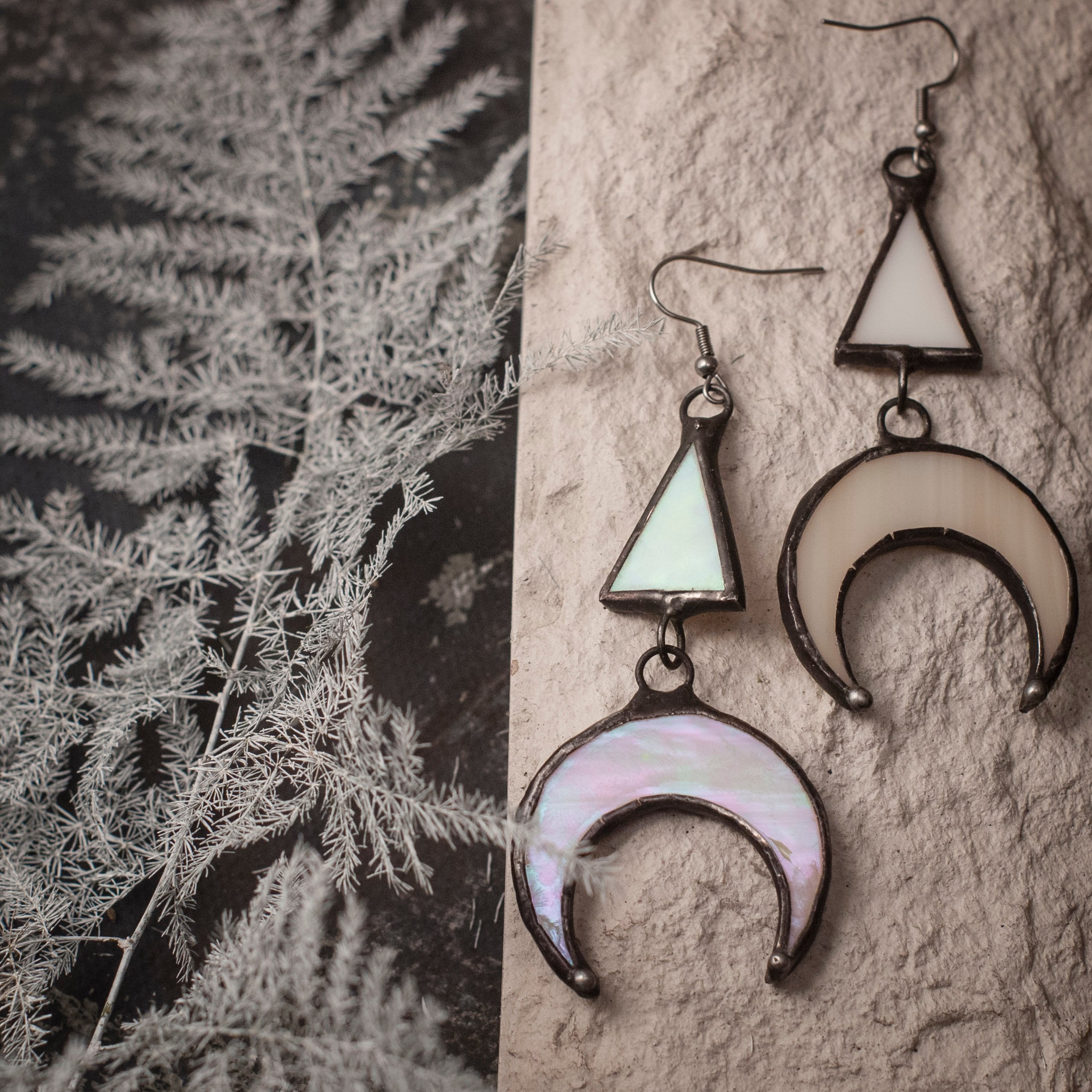 Crescent Moon Earrings - different color – OfelWay