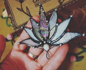 Big Lotus 7 wings, Boho Lotus, Flower Brooch, Mantra Pin, Glass Lotus brooches, Iridescent Stain glass, Handcraft, Handmade brooch